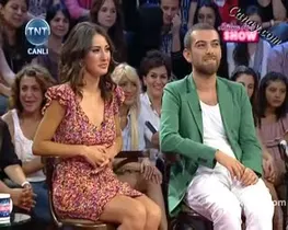 Merve Oflaz – show görüntüleri – Hülya Avşar Show - Turkunlu üzerinde izle