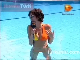 Seda Akman – seksi videoları – Beach Party - Turkunlu üzerinde izle
