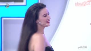 Emel Özkızıltaş – seksi videoları – Çarkıfelek, 2018-06-20 - Turkunlu üzerinde izle
