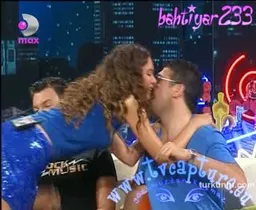  – seksi videoları – İki Kere Kiki - Turkunlu üzerinde izle