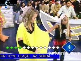 Ayça Tekindor – kışkırtıcı anları – Şansa Dansa - Turkunlu üzerinde izle
