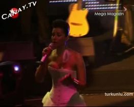 Sıla – seksi anları - Turkunlu üzerinde izle