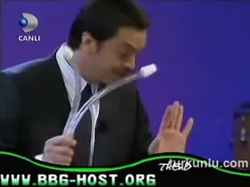 Deniz Çakır – show görüntüleri – Beyaz Show - Turkunlu üzerinde izle