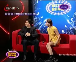 Tuba Ünsal – vurucu anları – Berrin'le Gecenin Rengi - Turkunlu üzerinde izle