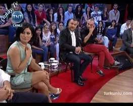 İclal Aydın – show görüntüleri – Hülya Avşar Show - Turkunlu üzerinde izle