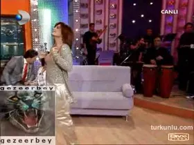Sibel Can – show görüntüleri – Beyaz Show - Turkunlu üzerinde izle