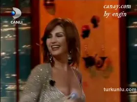 Sibel Can – show görüntüleri – Beyaz Show - Turkunlu üzerinde izle