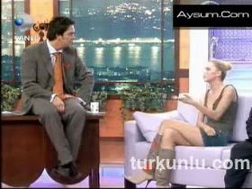 Tuğçe Kazaz – show görüntüleri – Beyaz Show - Turkunlu üzerinde izle