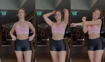 Ece Mumay – Instagram görüntüleri - Turkunlu üzerinde izle