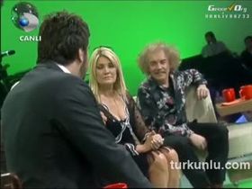 Derya Baykal – show görüntüleri – Beyaz Show - Turkunlu üzerinde izle