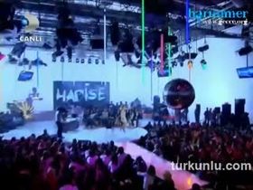 Hadise – show görüntüleri – Beyaz Show - Turkunlu üzerinde izle