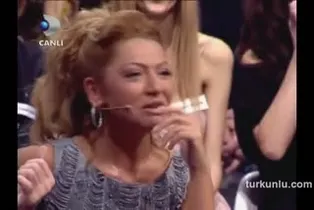 Hadise – show görüntüleri – Beyaz Show