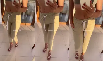 Ayşe Özyürek – Instagram görüntüleri - Turkunlu üzerinde izle