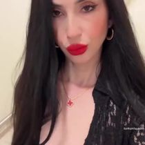 Elif Türkoğlu – Instagram görüntüleri, 2025-03-18 - Turkunlu üzerinde izle