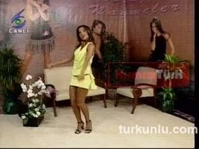 Sevtuğ Kasapbaşoğlu – kışkırtıcı anları - Turkunlu üzerinde izle