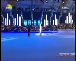 Merve Büyüksaraç – dans görüntüleri – Buzda Dans, 2007-12-09 - Turkunlu üzerinde izle