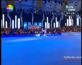 Merve Büyüksaraç – dans görüntüleri – Buzda Dans, 2007-11-25 - Turkunlu üzerinde izle