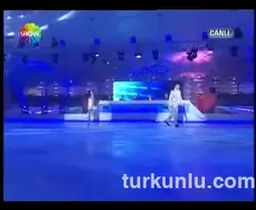 Tuğba Ekinci – dans görüntüleri – Buzda Dans - Turkunlu üzerinde izle