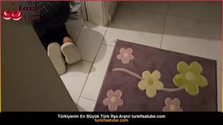 Siz evlat üvey üvey anne, porn makineye sıkıştırıp sikti Posteri