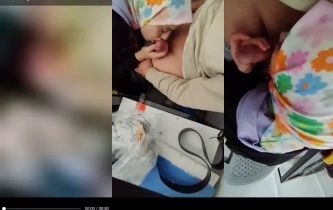 Tango da yayın açan türbanlı kızın harika ifşa videoları part 3 Posteri