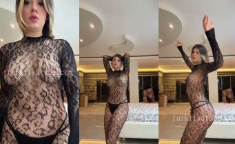 Simge Barankoğlu instagram abonelik videoları -27.11.2025- part 14 Posteri