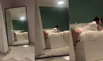 Esin Çepni (esinoria) Yeni onlyfans kanalındaki video Posteri