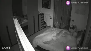 Bald Dude Finger Fucks His Fat Tattooed Wife's Wet Pussy Hard — Watch on BunnyIPCam