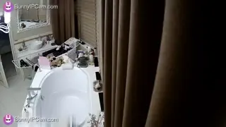 Stunning Babe With Tight Sporty Ass Dances Naked In The Bathtub — animated preview