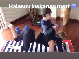Songül Karlı sexy ifşa videoları 20.08.2026 part 18 - Turkunlu üzerinde izle