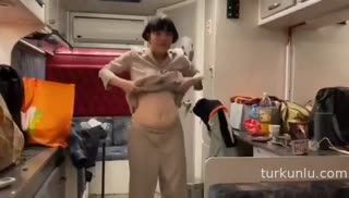 Gonca Vuslateri sexsi ifşa videoları 21.08.2026 part 1 - Turkunlu üzerinde izle