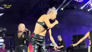 Hande Yener ifşa videoları part 6 - Turkunlu üzerinde izle