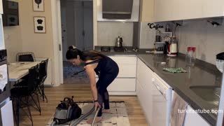 Talya Burcu Youtube Vip Videoları - VIP 👑 Mutfak Genel Temizlik Posteri