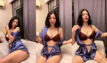 Yasmin 31.07.2025 Özelden Alınan ifşa videoları Part 13 Posteri