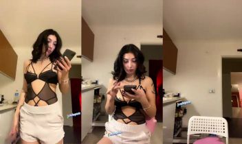 Yasmin 31.07.2025 Özelden Alınan ifşa videoları Part 8 Posteri