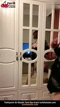 Dövmeli Kadınlar İçin Çıkartmalı Bir Yayıncılık Gece Gösterisi Ön İzleme