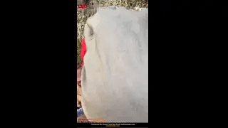 Türbanlı köylü kızı çıplak, arkadan soyunuyor Ön İzleme