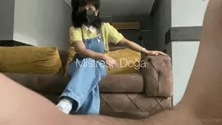 Pamuk rengi spor ayakkabı kaynatma sesiyle birlikteydi. Ön İzleme