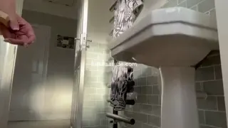 Hannah (It’s Hannah) Patreon ifşa Temizlik video Part 31 Ön İzleme