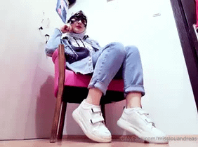 Harekât beyaz çoraplarıma sikiyim, bundan korkuyorum. Her şey bana Siker gibi görünüyor! Ön İzleme