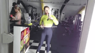 Selda Ateş - Spor salonunda etkili sırt Ön İzleme