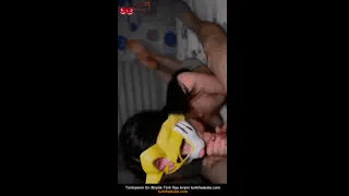 Çok çekici bir kadınla seks yapan güzel bir üvey kardeş Ön İzleme